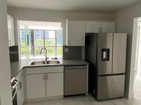 1925 Brickell Avenue Miami FL 33129