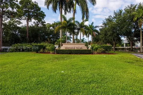 1606 Seminole Palms Drive Green Acres FL 33463