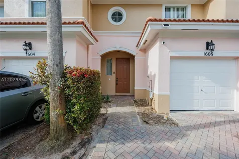 1606 Seminole Palms Drive Green Acres FL 33463