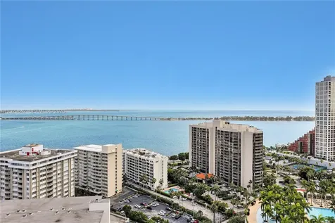 218 SE 14th Street Miami FL 33131