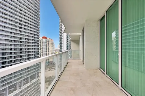 218 SE 14th Street Miami FL 33131