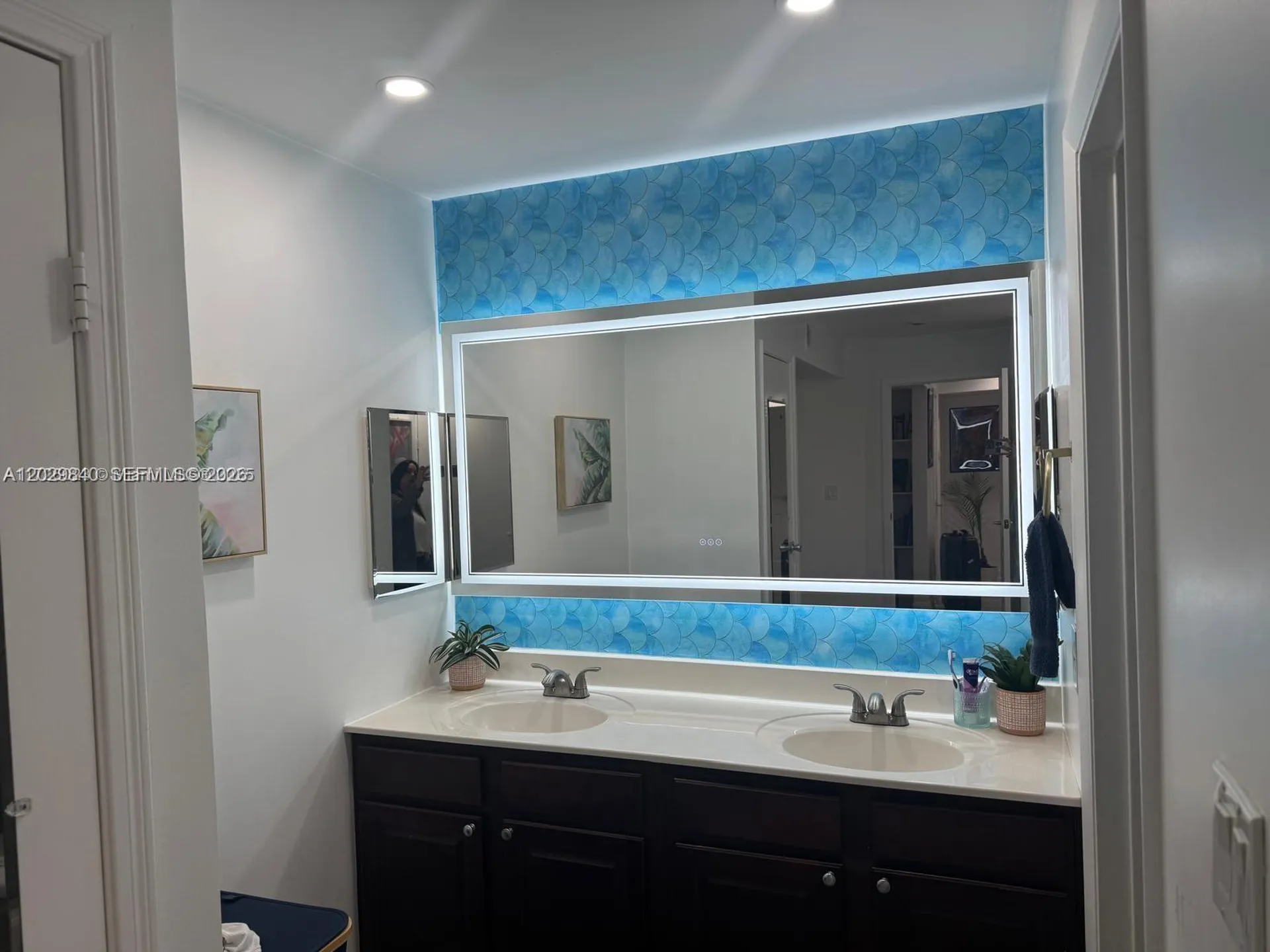995 Riverside Coral Springs FL 33071