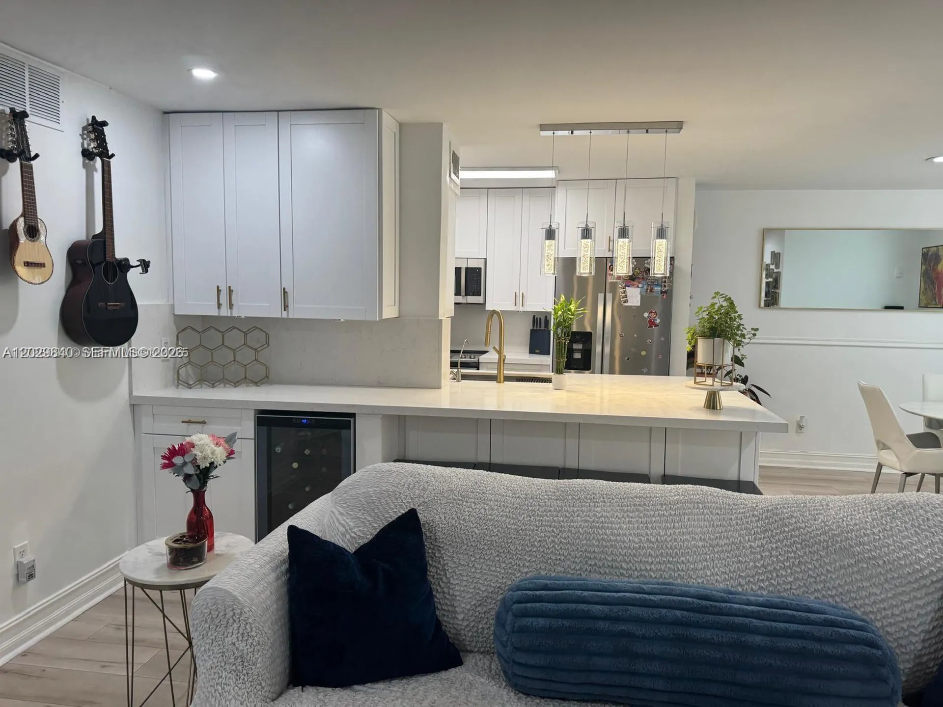 995 Riverside Coral Springs FL 33071