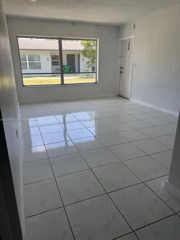 4132 SW 24th Street Fort Lauderdale FL 33317