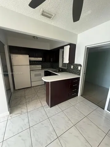 4132 SW 24th Street Fort Lauderdale FL 33317