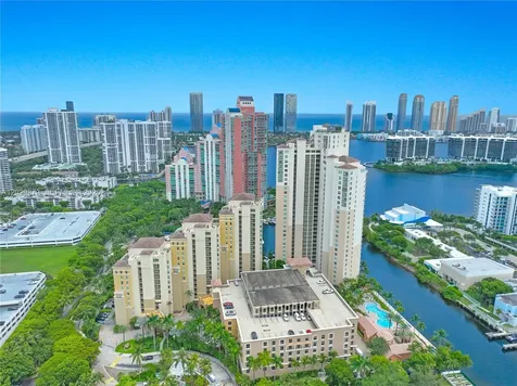 3340 NE 190th Street Aventura FL 33180