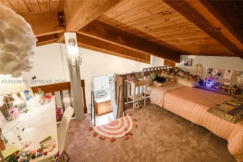 2321 Pine Needle Court Pembroke Pines FL 33026