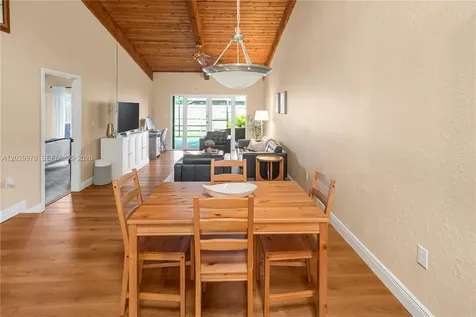 2321 Pine Needle Court Pembroke Pines FL 33026