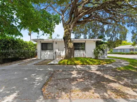 2745 SW 34th Avenue Miami FL 33133