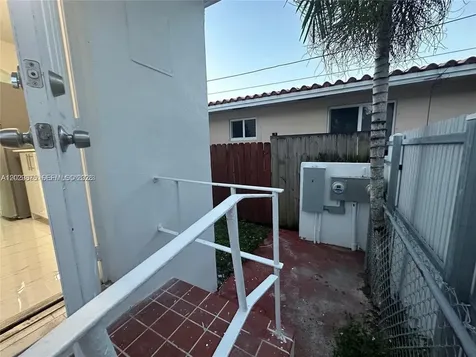 2745 SW 34th Avenue Miami FL 33133