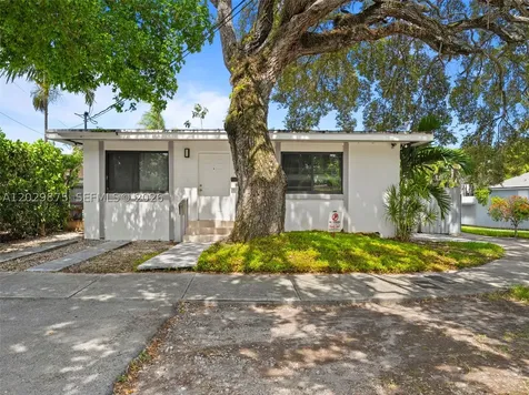 2745 SW 34th Avenue Miami FL 33133