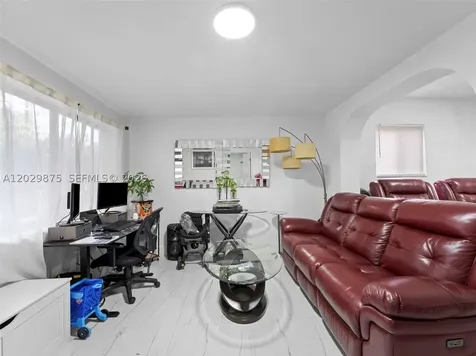 2745 SW 34th Avenue Miami FL 33133