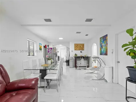 2745 SW 34th Avenue Miami FL 33133