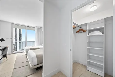 4010 S Ocean Drive Hollywood FL 33019