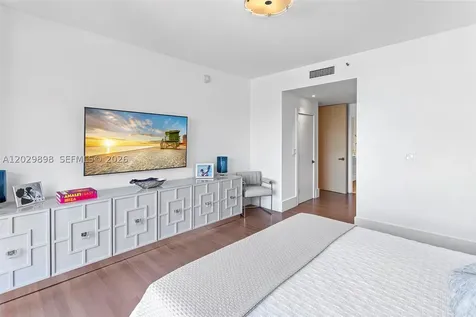 2122 Fisher Island Drive Miami Beach FL 33109