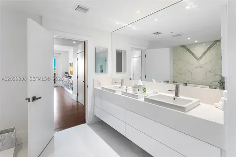2122 Fisher Island Drive Miami Beach FL 33109