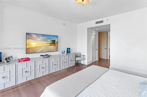 2122 Fisher Island Drive Miami Beach FL 33109