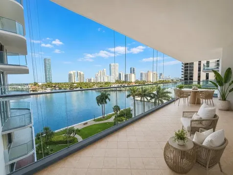 19707 Turnberry Way Aventura FL 33180