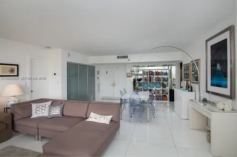 9 Island Avenue Miami Beach FL 33139