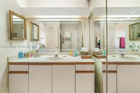 3953 Cocoplum Circle Coconut Creek FL 33063