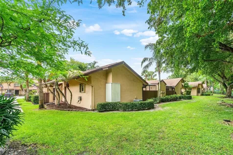 3953 Cocoplum Circle Coconut Creek FL 33063