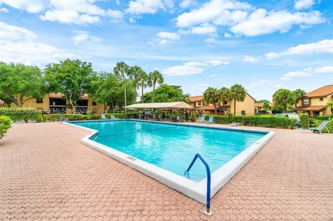 3953 Cocoplum Circle Coconut Creek FL 33063