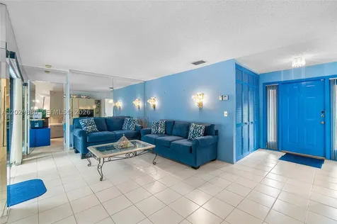 3953 Cocoplum Circle Coconut Creek FL 33063