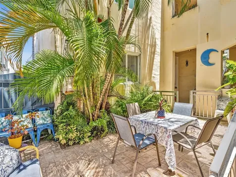 928 Euclid Avenue Miami Beach FL 33139