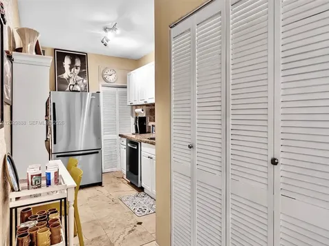 928 Euclid Avenue Miami Beach FL 33139