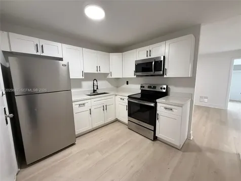 12215 W Dixie Highway North Miami FL 33161