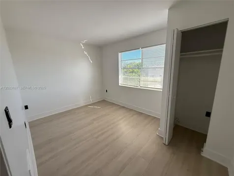 12215 W Dixie Highway North Miami FL 33161
