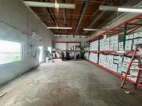 3241 NW 38th Street Miami FL 33142