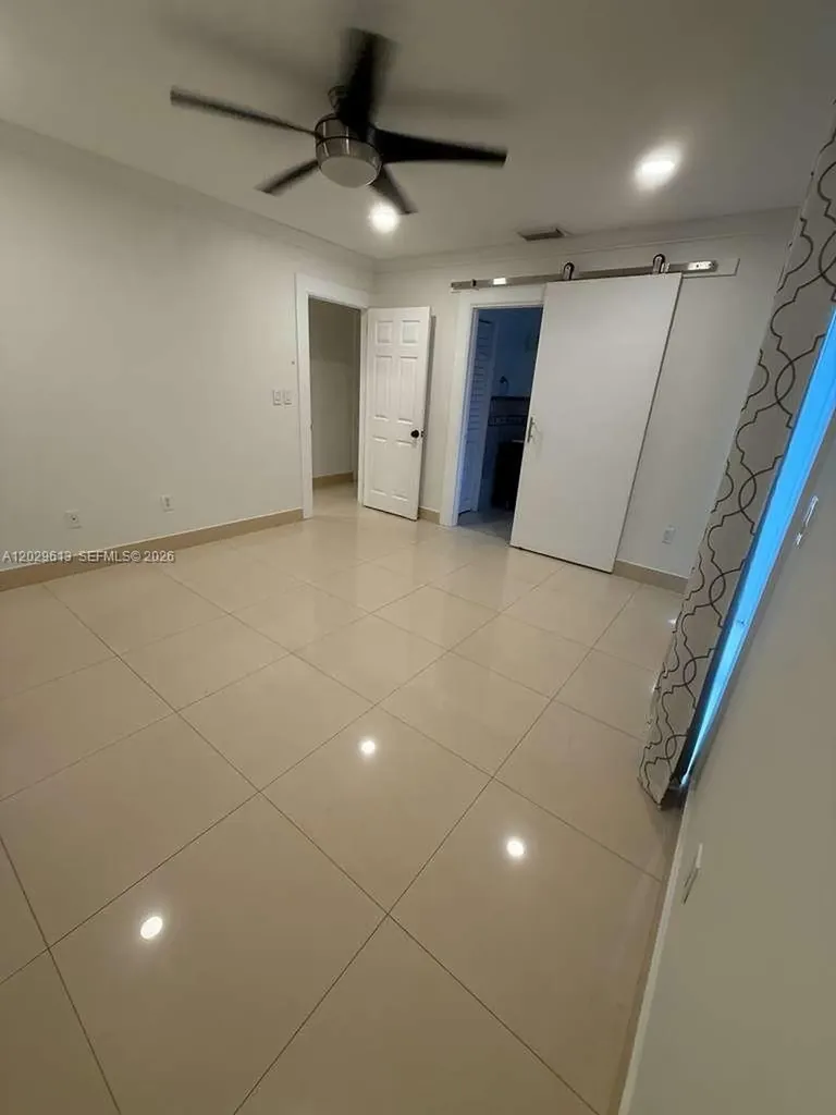 824 SW 12 Place Fort Lauderdale FL 33315