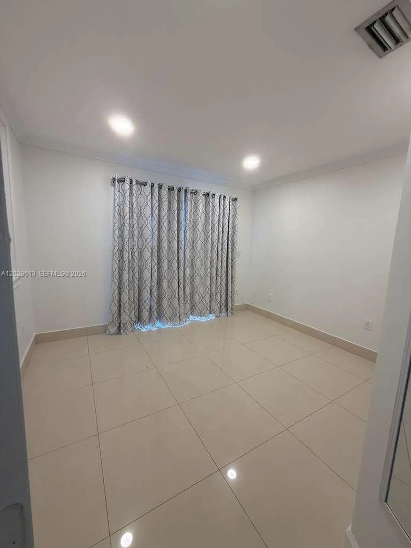 824 SW 12 Place Fort Lauderdale FL 33315
