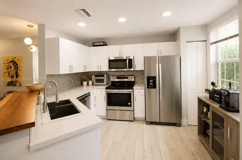 734 NE 90th Street Miami FL 33138