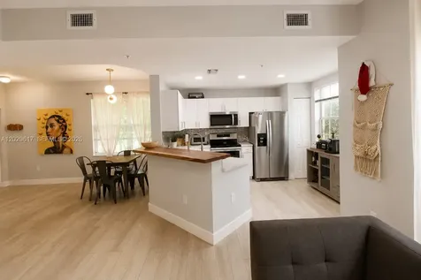 734 NE 90th Street Miami FL 33138