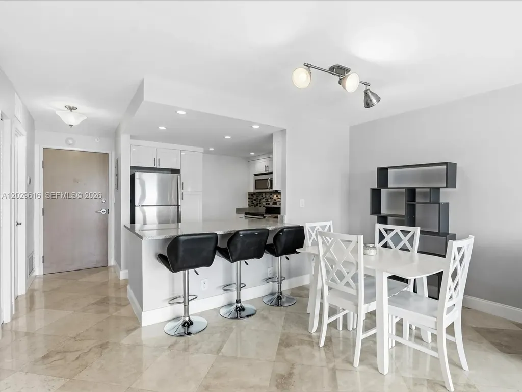 340 Sunset Drive Fort Lauderdale FL 33301