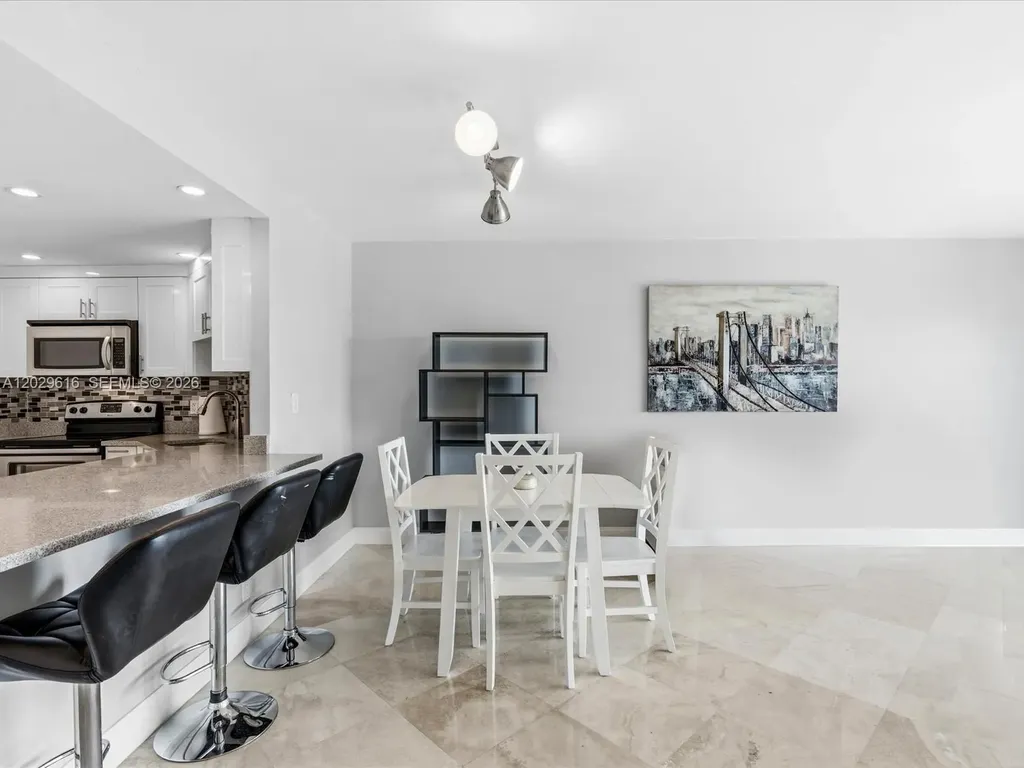 340 Sunset Drive Fort Lauderdale FL 33301