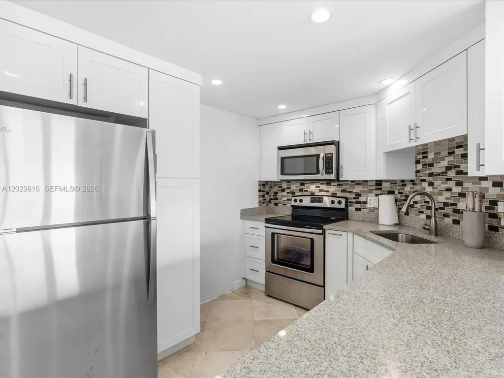 340 Sunset Drive Fort Lauderdale FL 33301