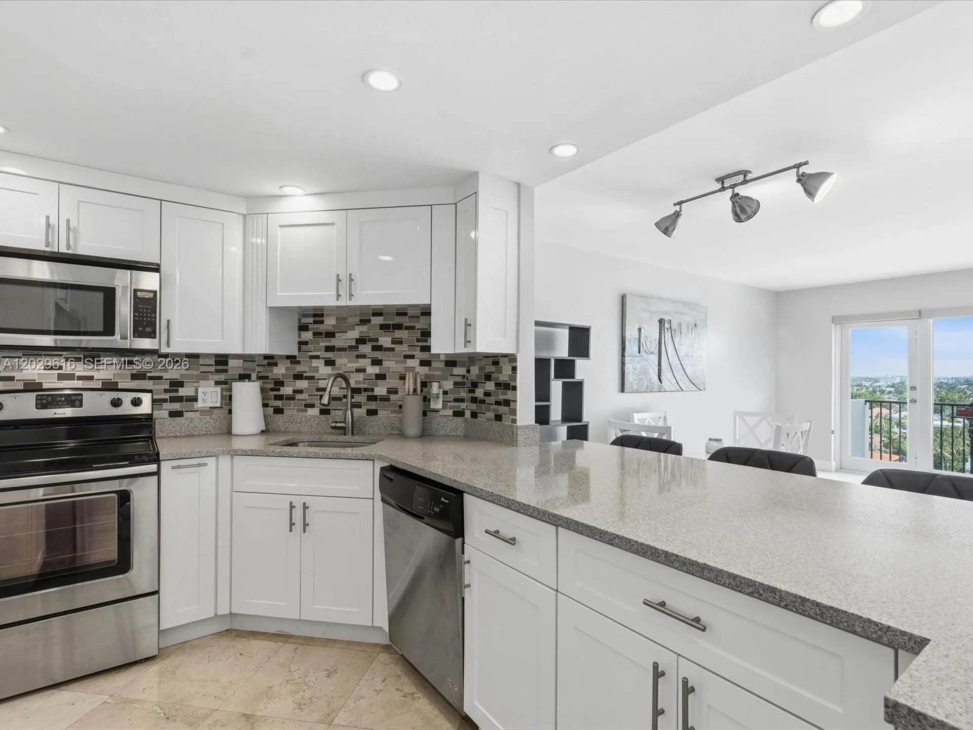 340 Sunset Drive Fort Lauderdale FL 33301
