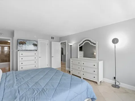 340 Sunset Drive Fort Lauderdale FL 33301