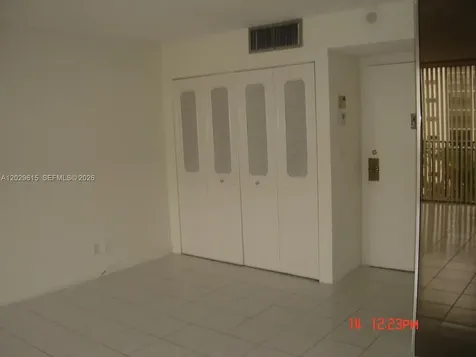 16919 N Bay Road Sunny Isles Beach FL 33160