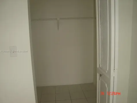 16919 N Bay Road Sunny Isles Beach FL 33160
