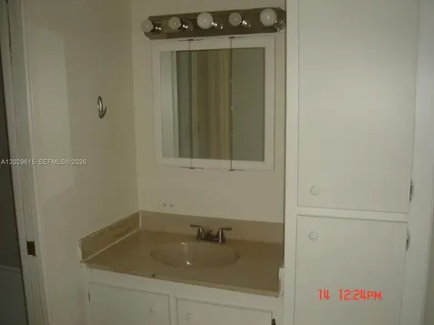 16919 N Bay Road Sunny Isles Beach FL 33160