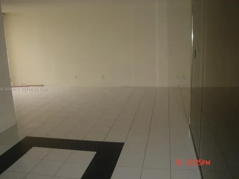 16919 N Bay Road Sunny Isles Beach FL 33160