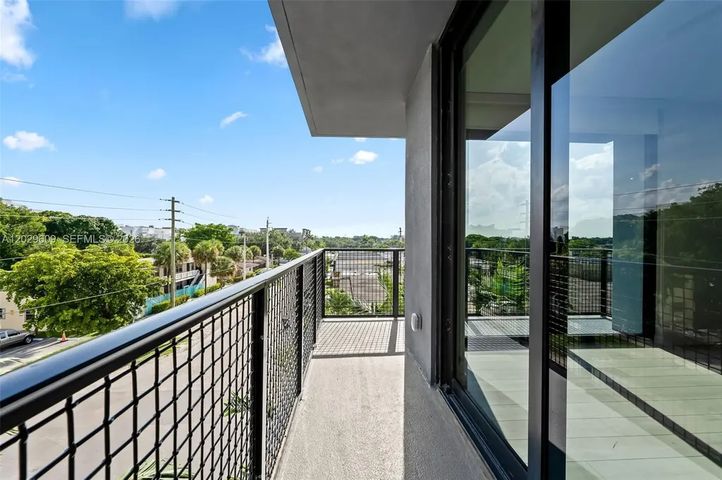 555 NE 8th Street Fort Lauderdale FL 33304