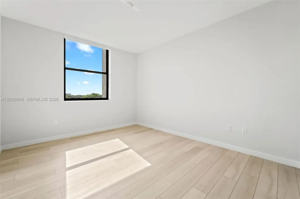 555 NE 8th Street Fort Lauderdale FL 33304