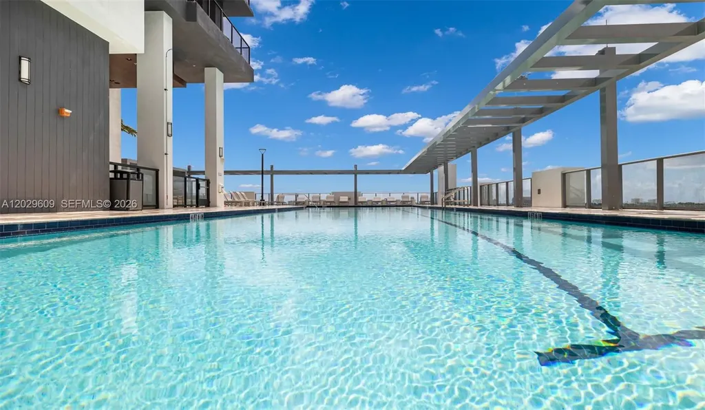 555 NE 8th Street Fort Lauderdale FL 33304