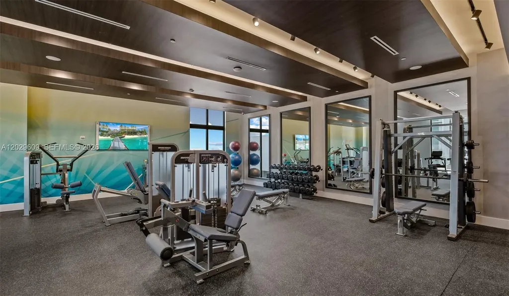 555 NE 8th Street Fort Lauderdale FL 33304