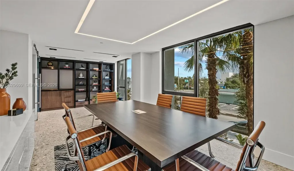 555 NE 8th Street Fort Lauderdale FL 33304